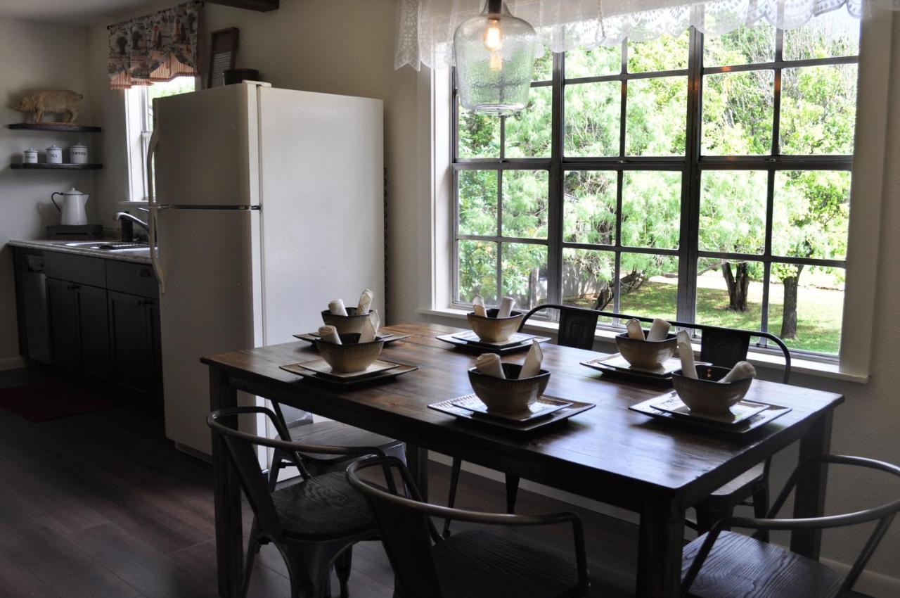 Lydias Loft Apartment Ingram Bagian luar foto